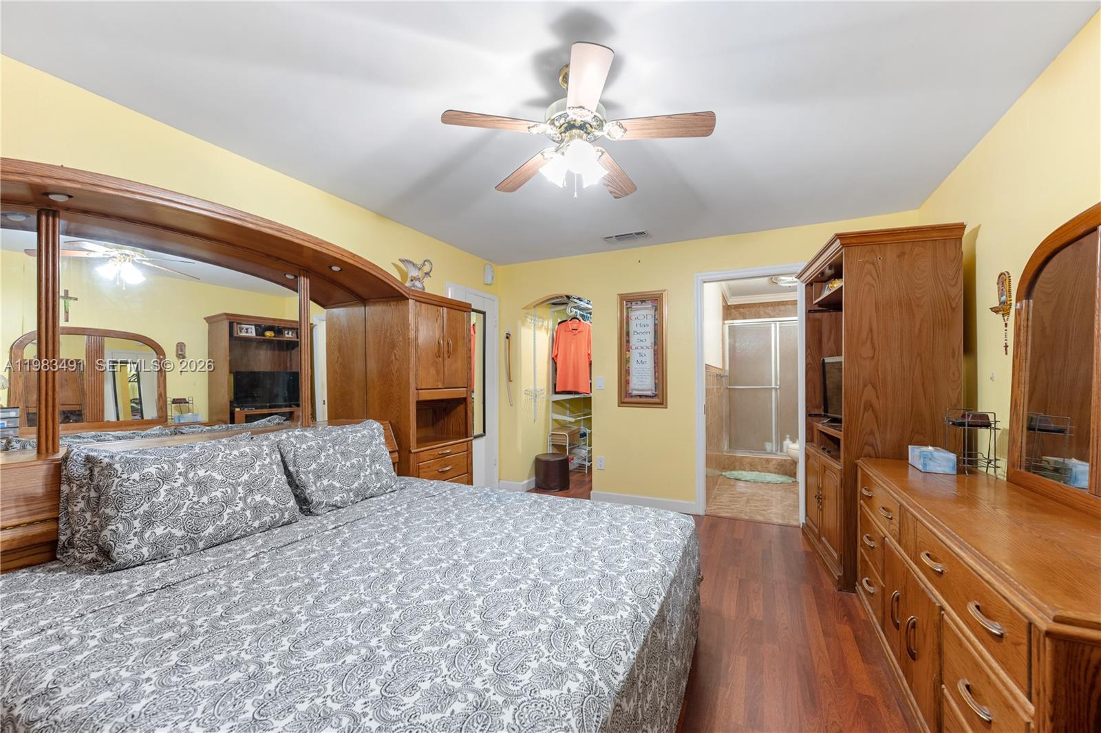 13329 Southwest 113th Place Miami, FL 33176 - Photo 26 of 43 Master Bedroom