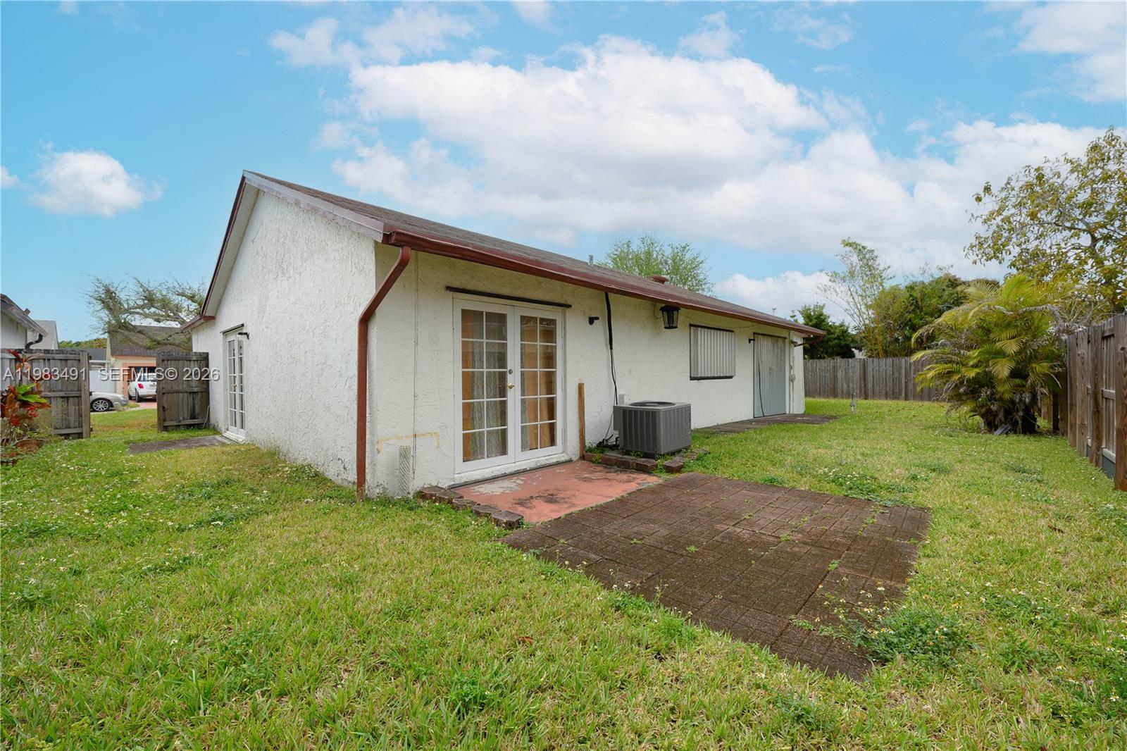 13329 Southwest 113th Place Miami, FL 33176 - Photo 36 of 43