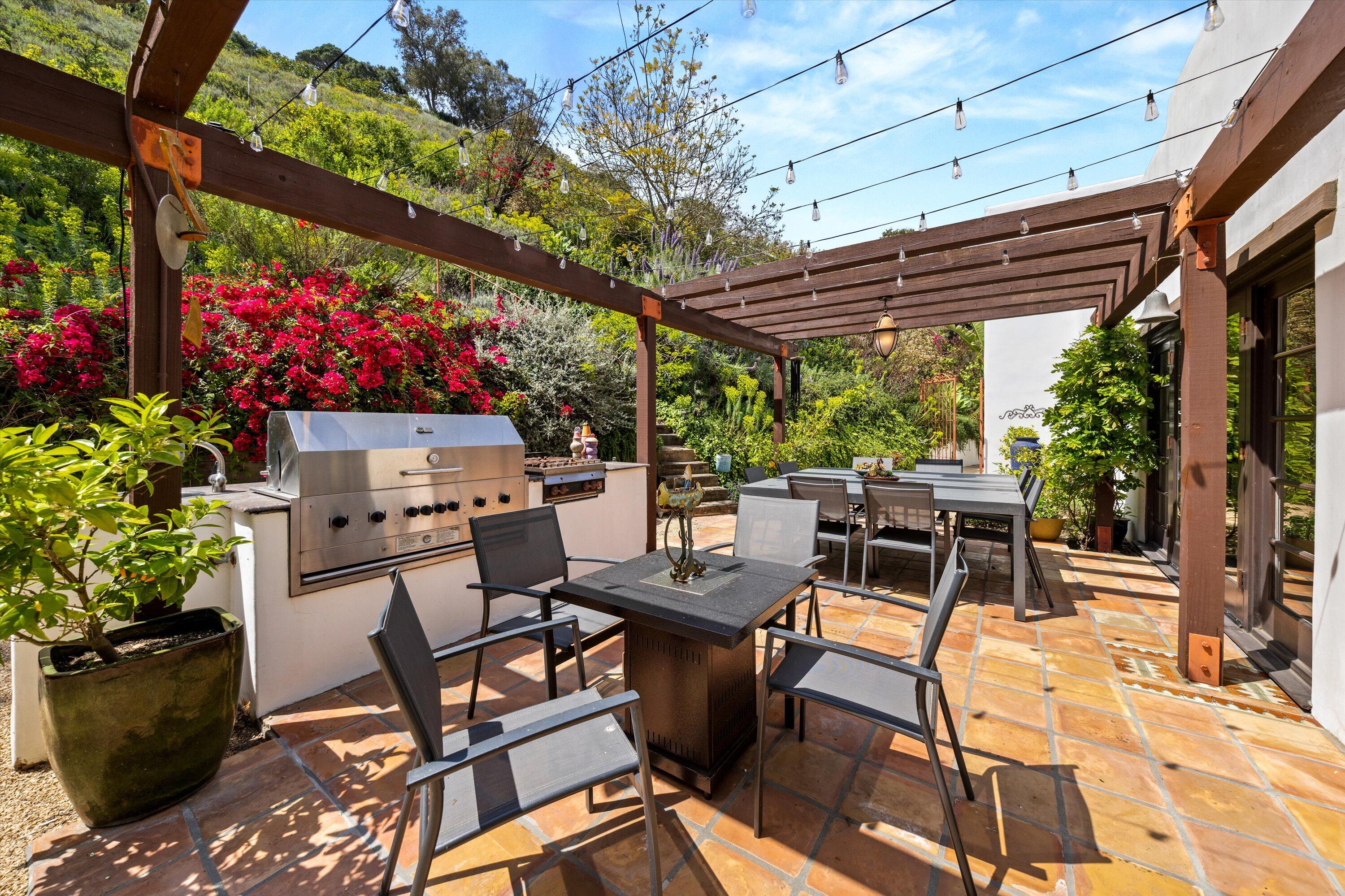 1435 Sycamore Canyon Road Santa Barbara, CA 93108 - Photo 33 of 49 a view of a backyard with sitting area