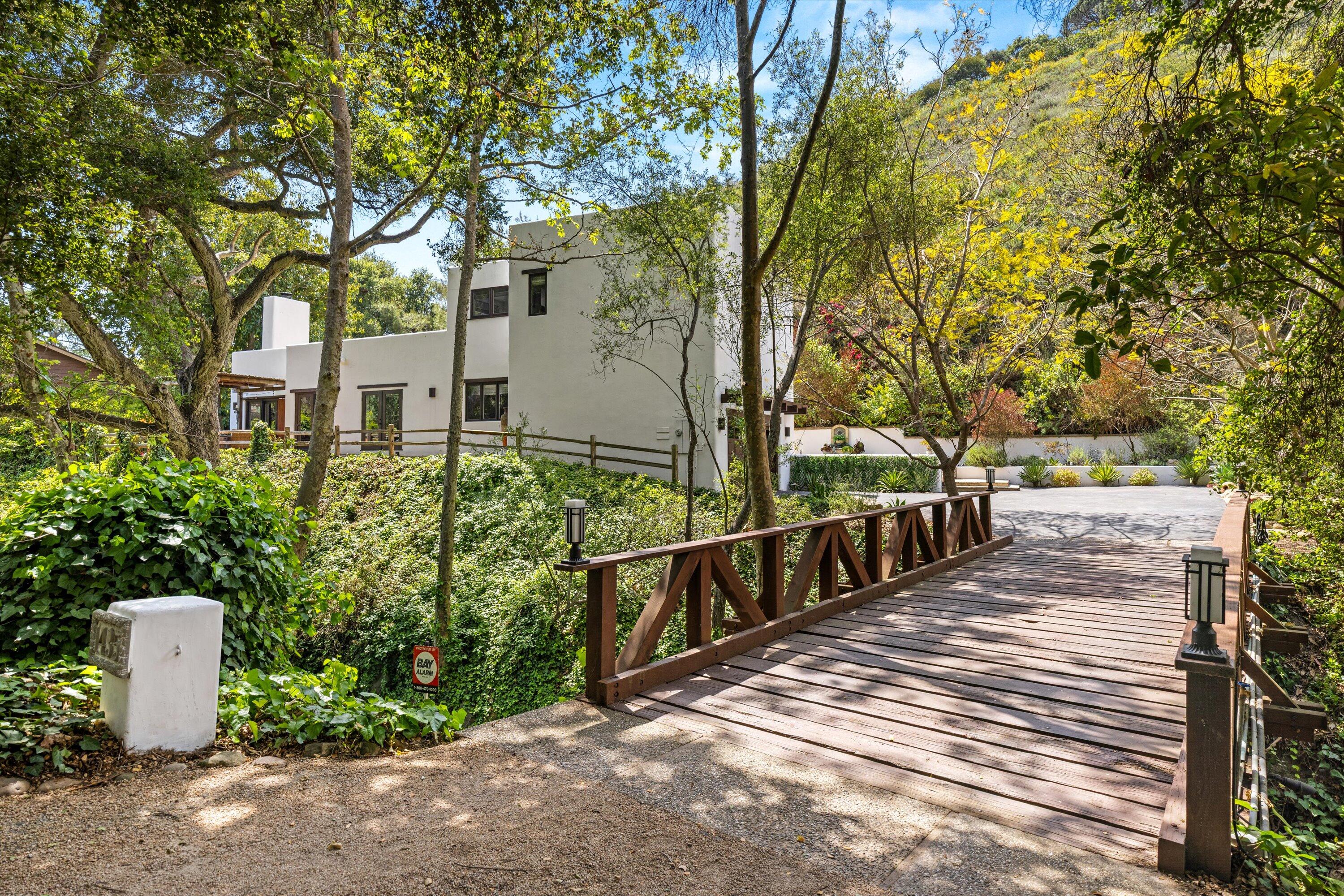 1435 Sycamore Canyon Road Santa Barbara, CA 93108 - Photo 40 of 49 a view of a wooden bridge