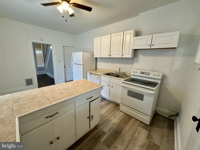 $208,500 | 335 North Bradford Street, Dover, DE 19904