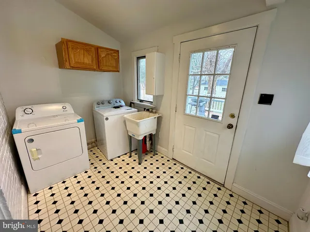 $208,500 | 335 North Bradford Street, Dover, DE 19904