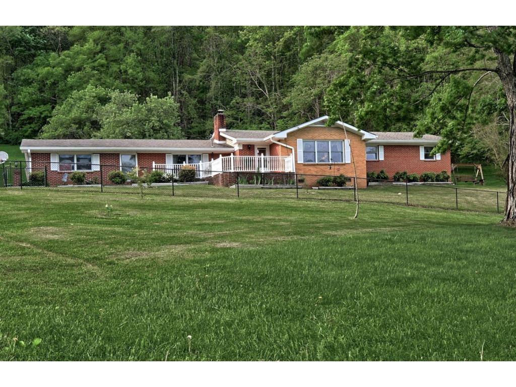 238 Dogwood Acres Road Hampton, TN 37658 - Photo 1 of 36 Photo 1
