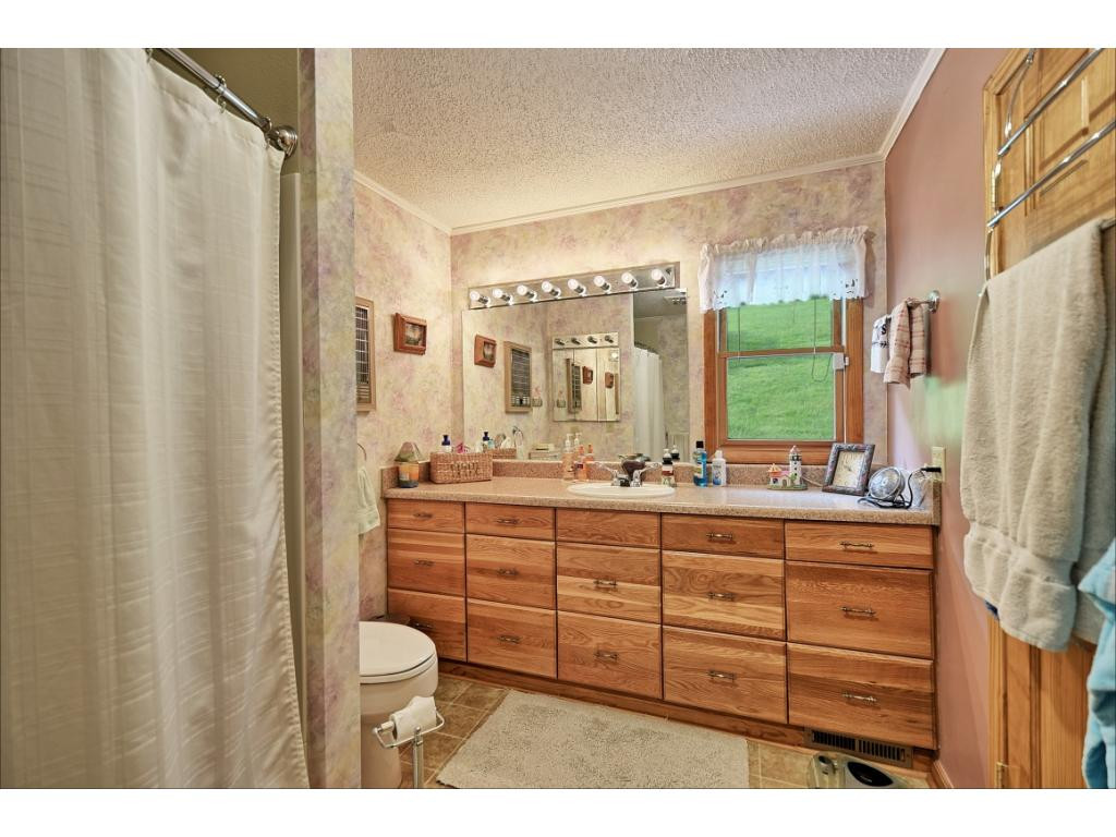 238 Dogwood Acres Road Hampton, TN 37658 - Photo 28 of 36 Photo 28