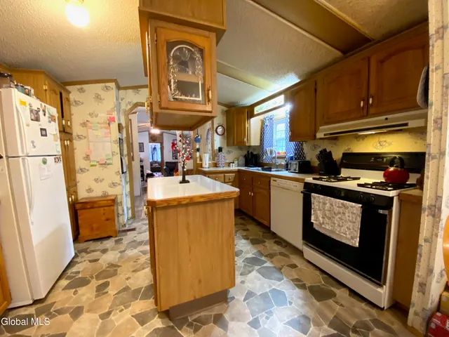 $99,910 | 75 Cedar Ridge Way, Fort Ann, NY 12827