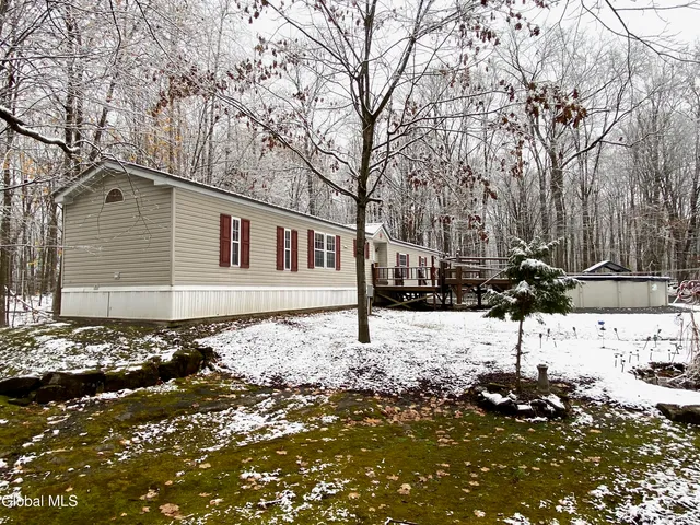 $99,910 | 75 Cedar Ridge Way, Fort Ann, NY 12827