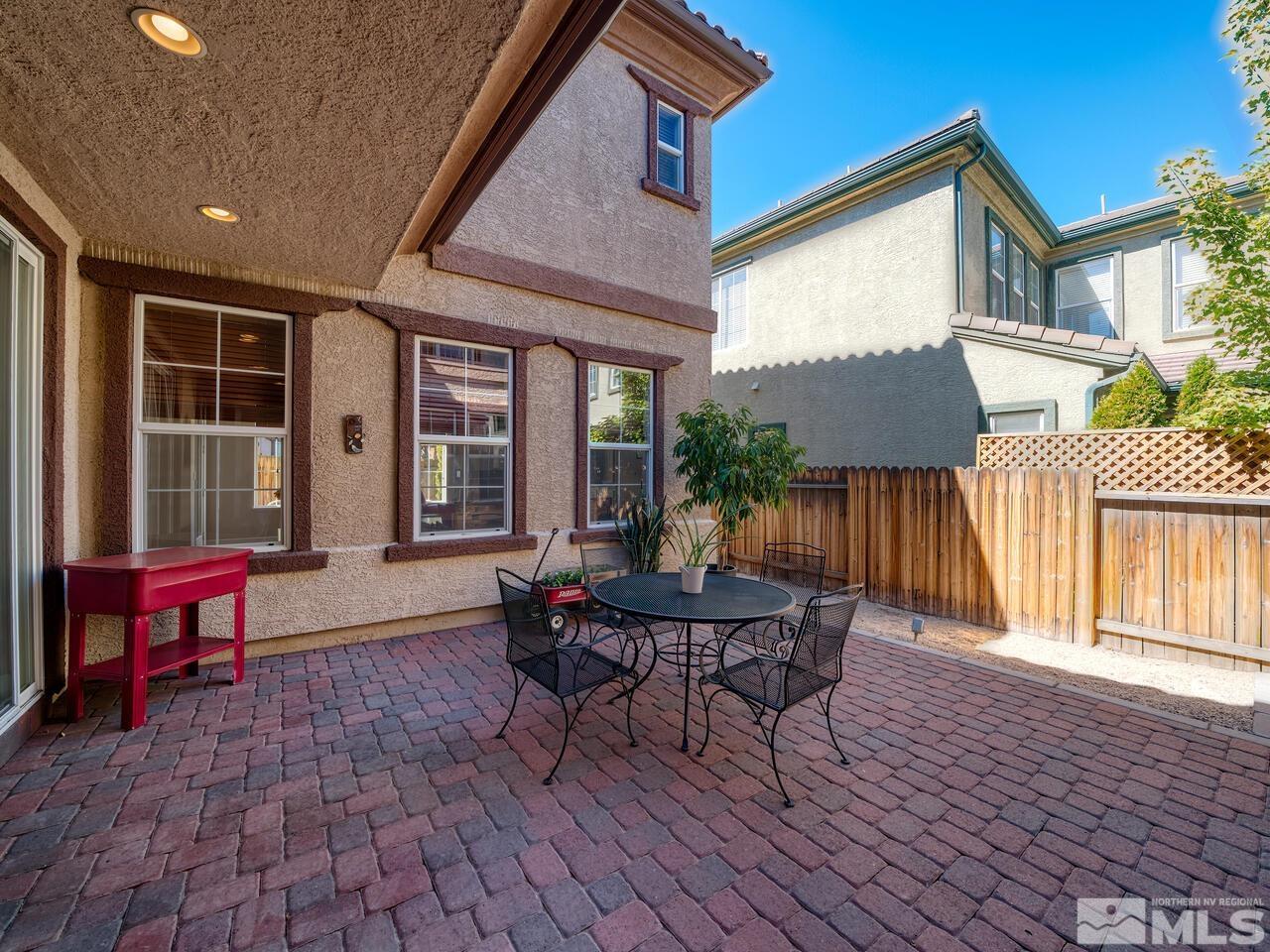 10865 Serratina Drive Reno, NV 89521 - Photo 2 of 25 Photo 2