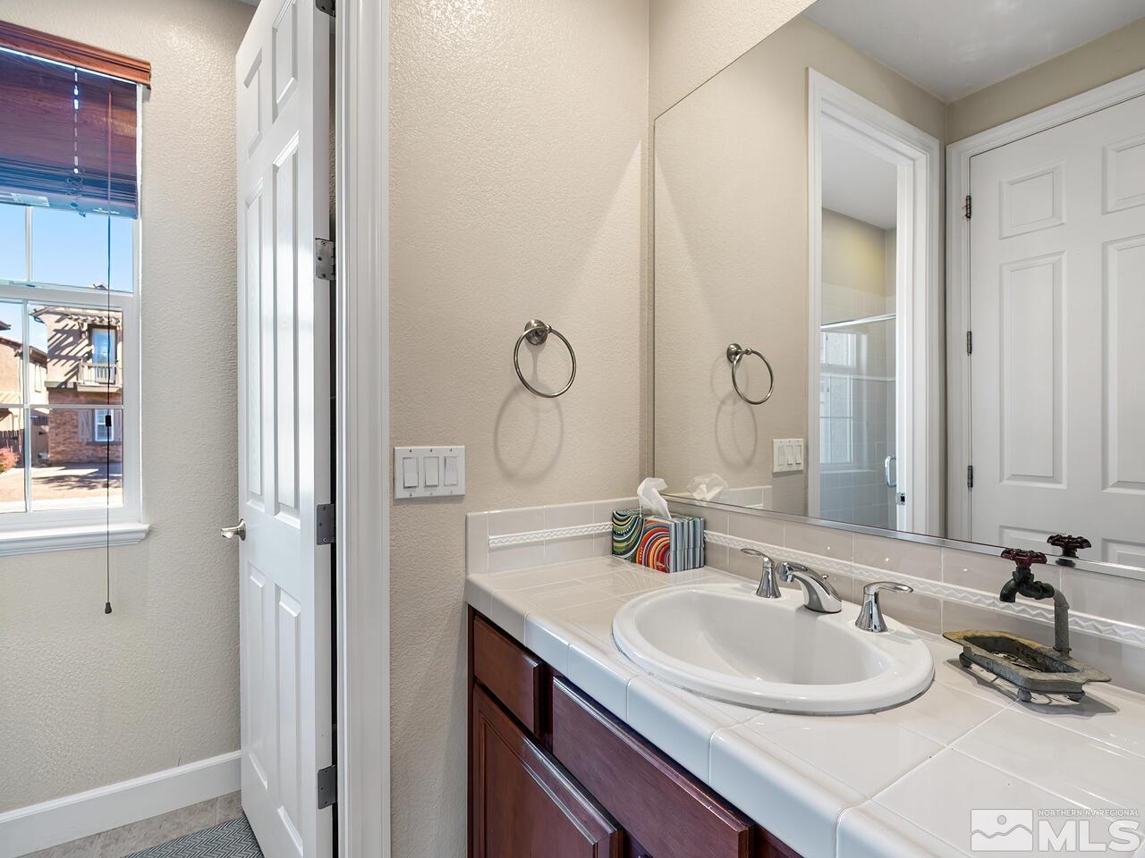 10865 Serratina Drive Reno, NV 89521 - Photo 6 of 25 Photo 6