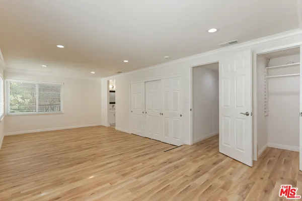 $7,995 | 10227 Autumn Leaf Circle, Los Angeles, CA 90077