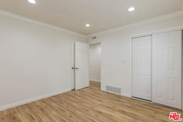 $7,995 | 10227 Autumn Leaf Circle, Los Angeles, CA 90077