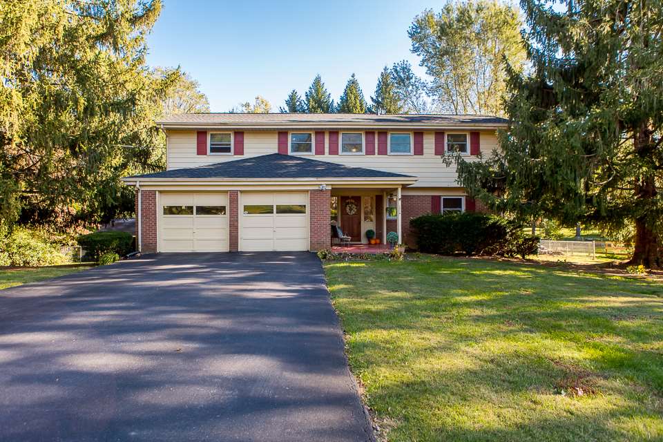 1214 Hollins Road Waynesboro, VA 22980 - Photo 2 of 45 Gallery Image 2