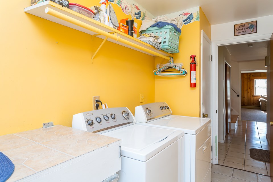 1214 Hollins Road Waynesboro, VA 22980 - Photo 31 of 45 Gallery Image 31