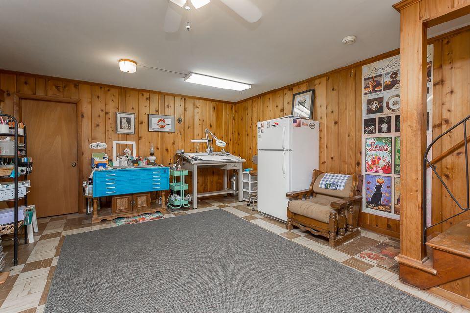1214 Hollins Road Waynesboro, VA 22980 - Photo 32 of 45 Gallery Image 32