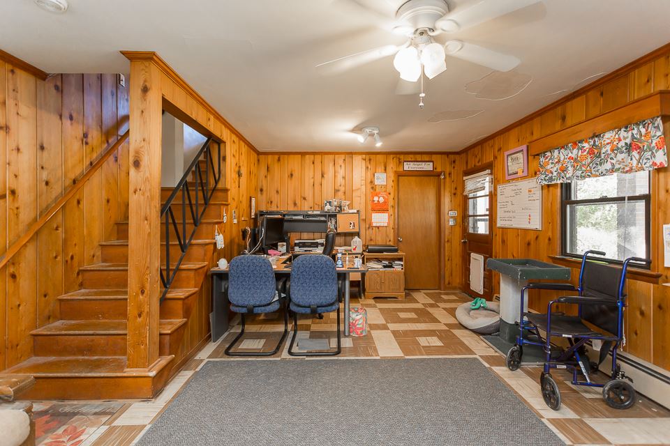 1214 Hollins Road Waynesboro, VA 22980 - Photo 33 of 45 Gallery Image 33