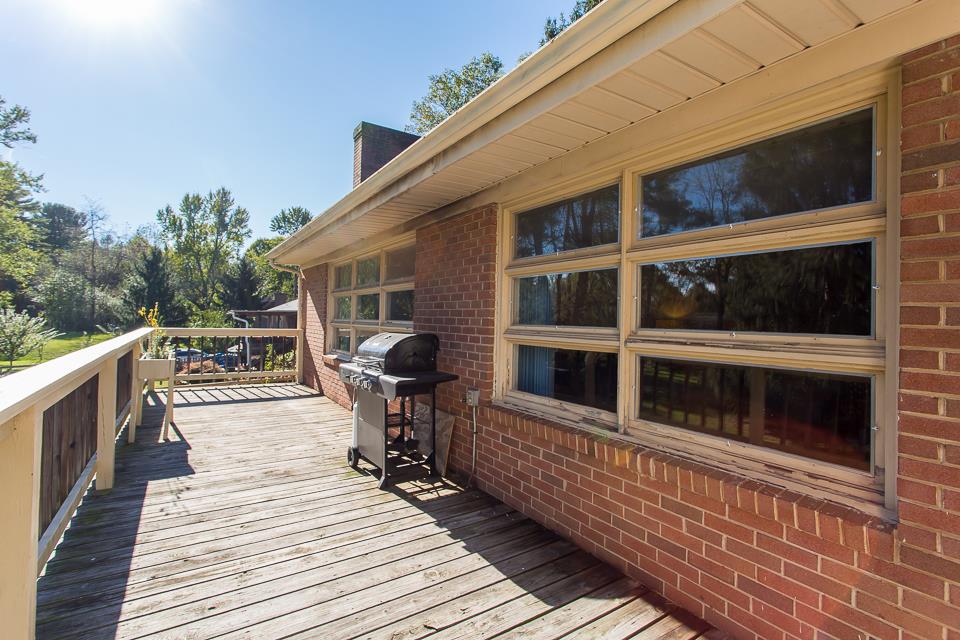 1214 Hollins Road Waynesboro, VA 22980 - Photo 39 of 45 Gallery Image 39