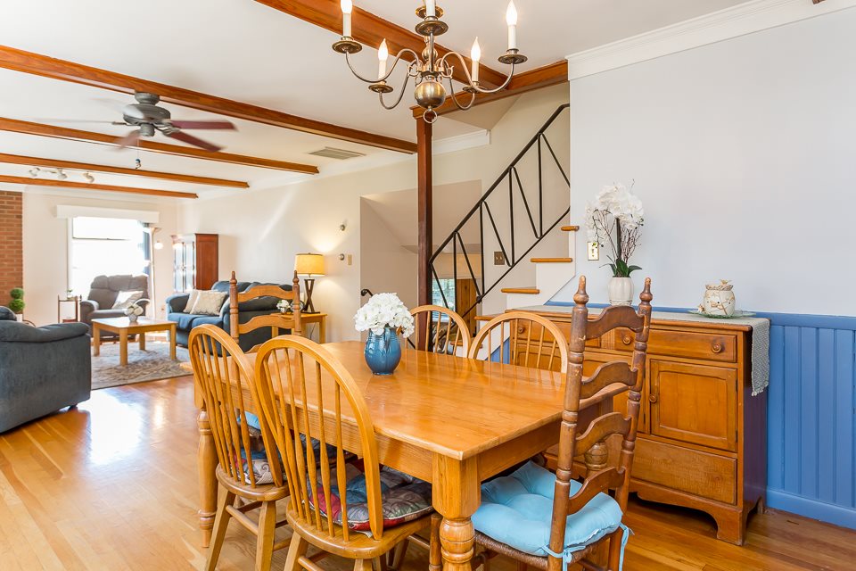 1214 Hollins Road Waynesboro, VA 22980 - Photo 10 of 45 Gallery Image 10