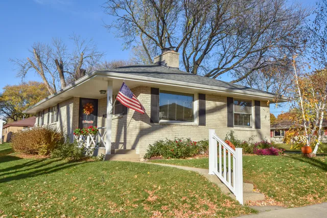 $320,000 | 9602 West Arthur Avenue, West Allis, WI 53227