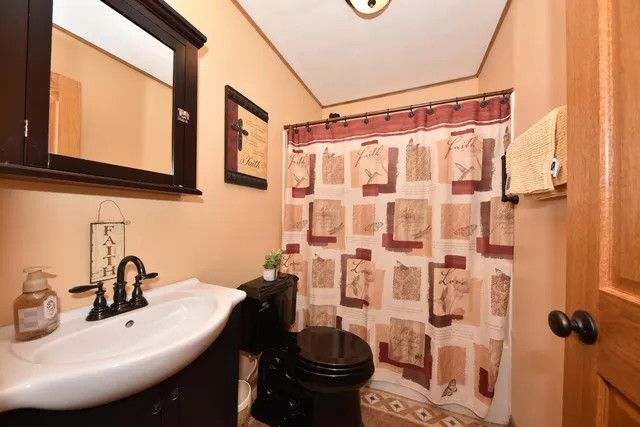 $320,000 | 9602 West Arthur Avenue, West Allis, WI 53227