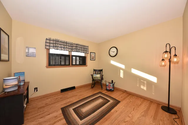 $320,000 | 9602 West Arthur Avenue, West Allis, WI 53227