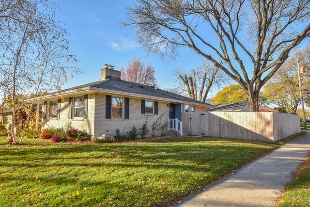 $320,000 | 9602 West Arthur Avenue, West Allis, WI 53227
