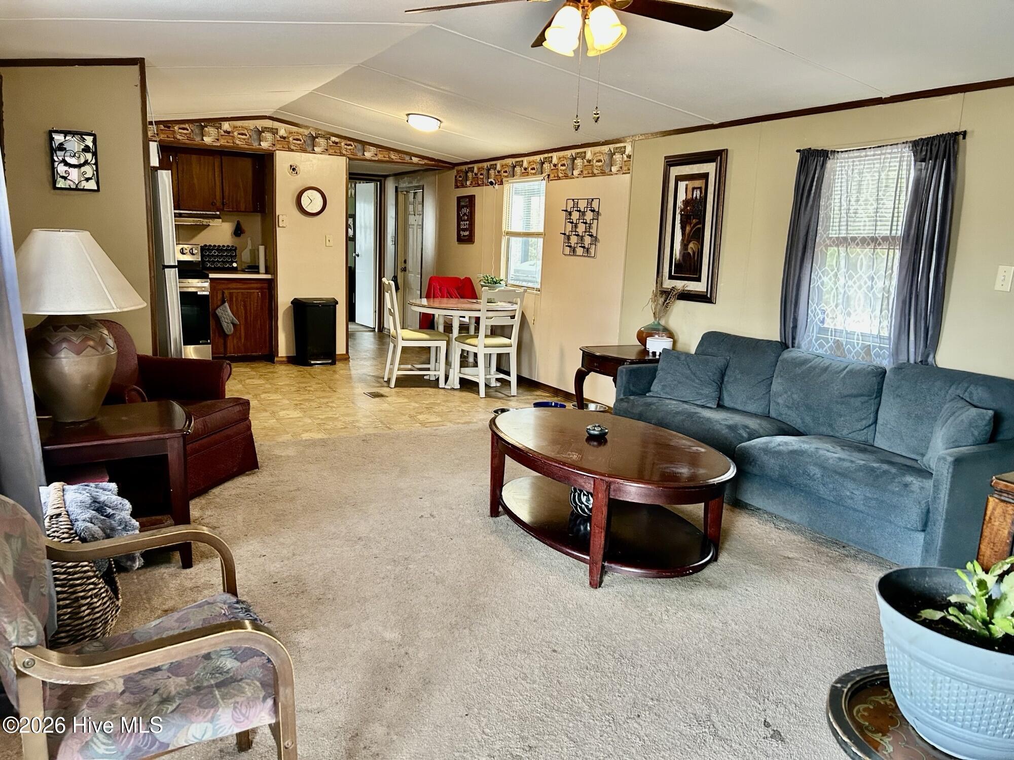 12721 Pea Bridge Road Laurinburg, NC 28352 - Photo 4 of 12 Living Room