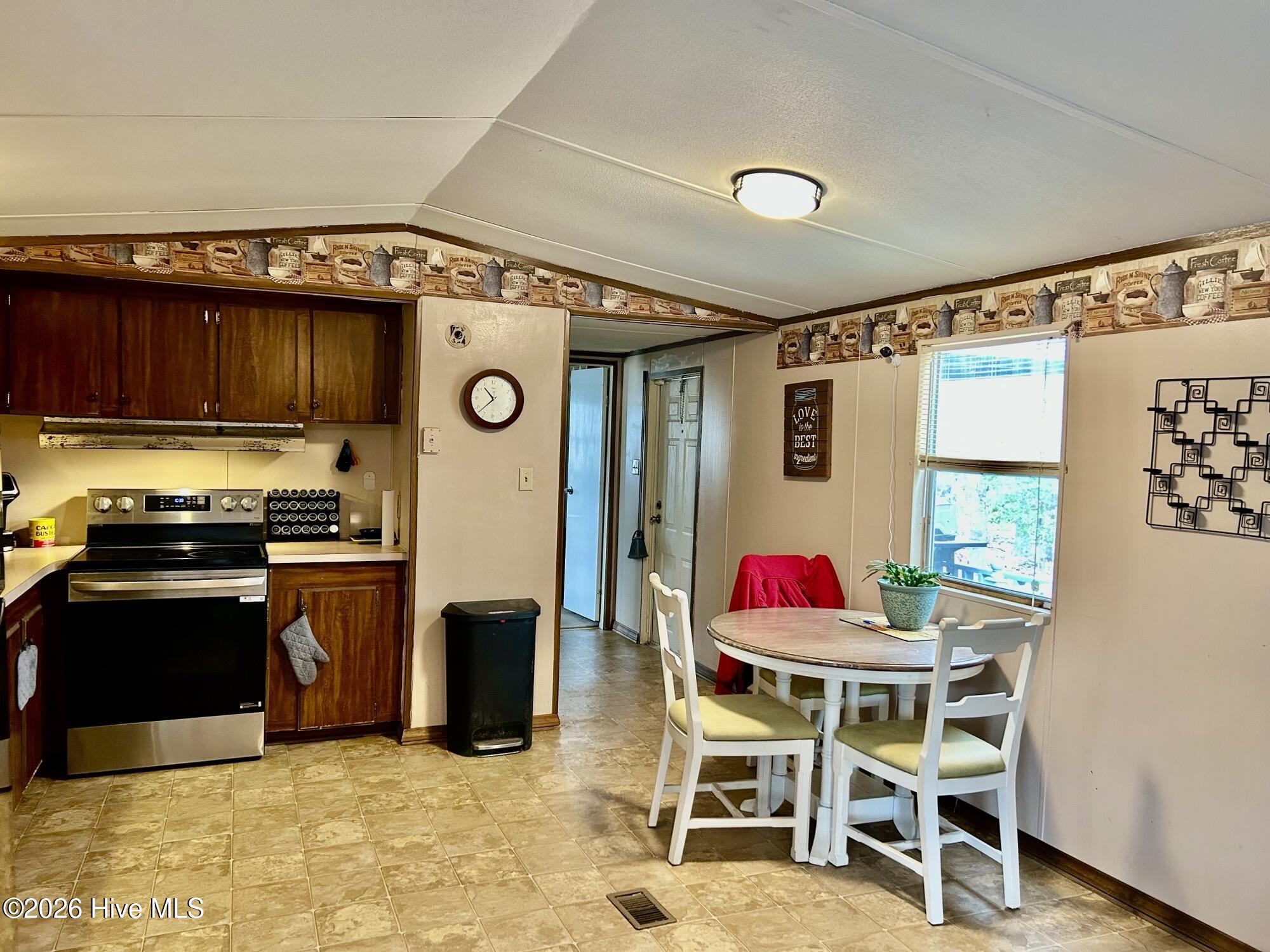 12721 Pea Bridge Road Laurinburg, NC 28352 - Photo 7 of 12 Kitchen/Dining Room