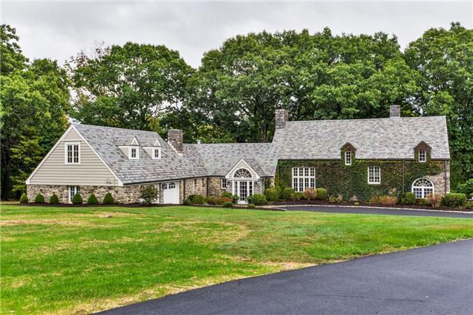 184 Nod Hill Road Wilton, CT 06897 - Photo 1 of 1 a view of a house with a garden