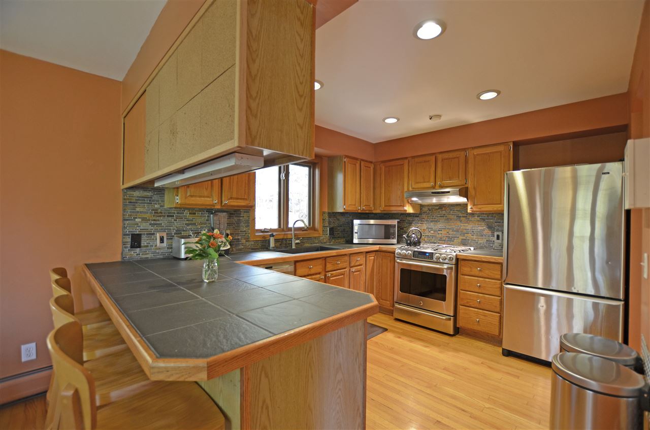 15 Winterbird Road Stowe, VT 05672 - Photo 8 of 27 Gallery Image 8
