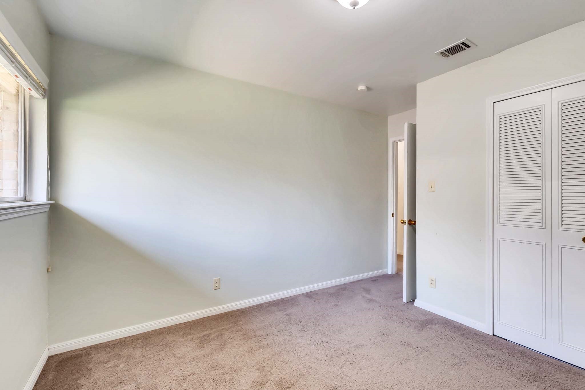 2609 Richcreek Road Austin, TX 78757 - Photo 20 of 28 a view of an empty room