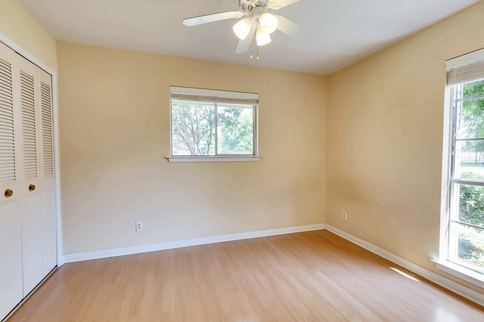 2609 Richcreek Road Austin, TX 78757 - Photo 21 of 28 an empty room with a window