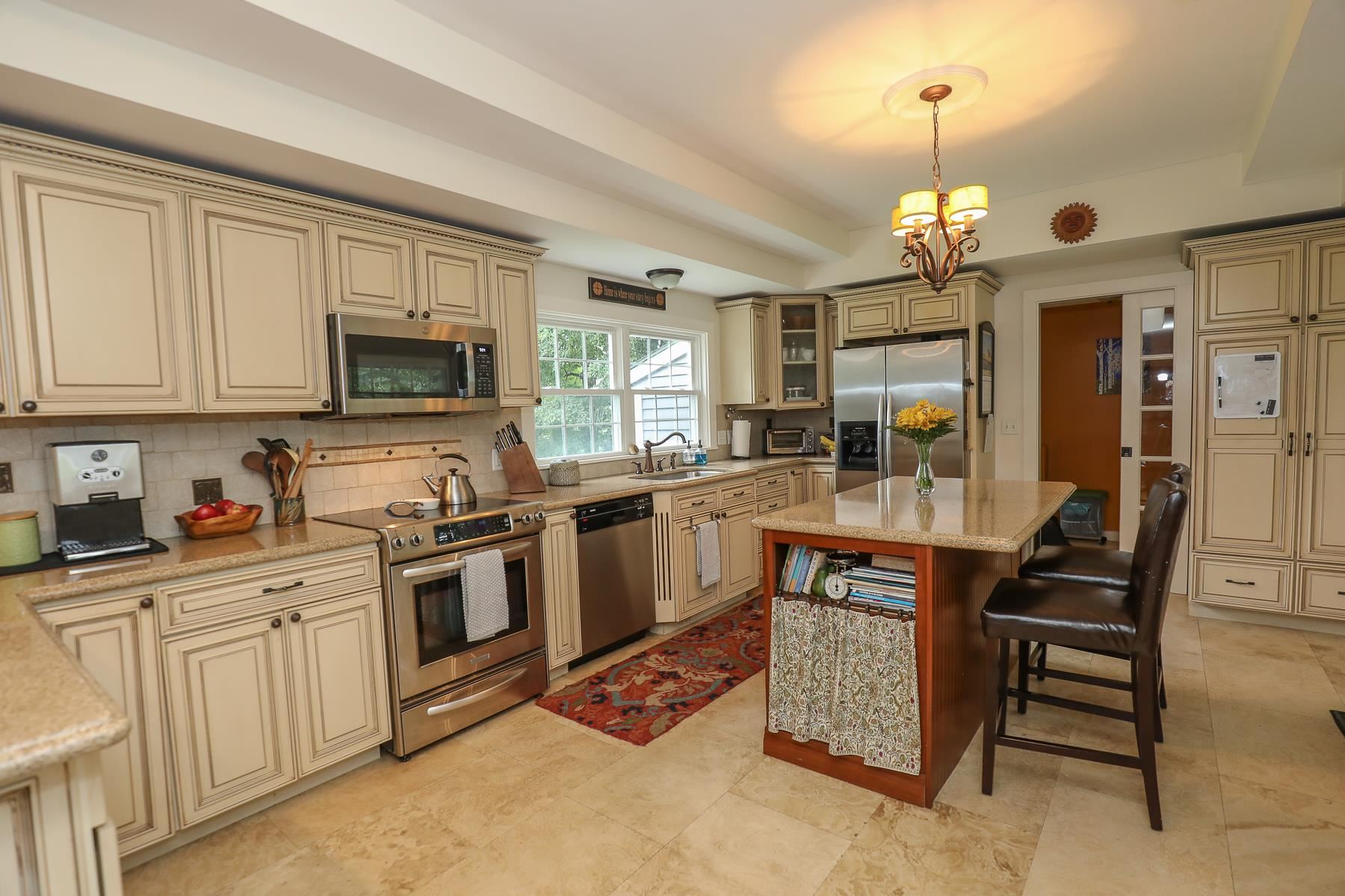 19 Mack Hill Road Amherst, NH 03031 - Photo 8 of 40
