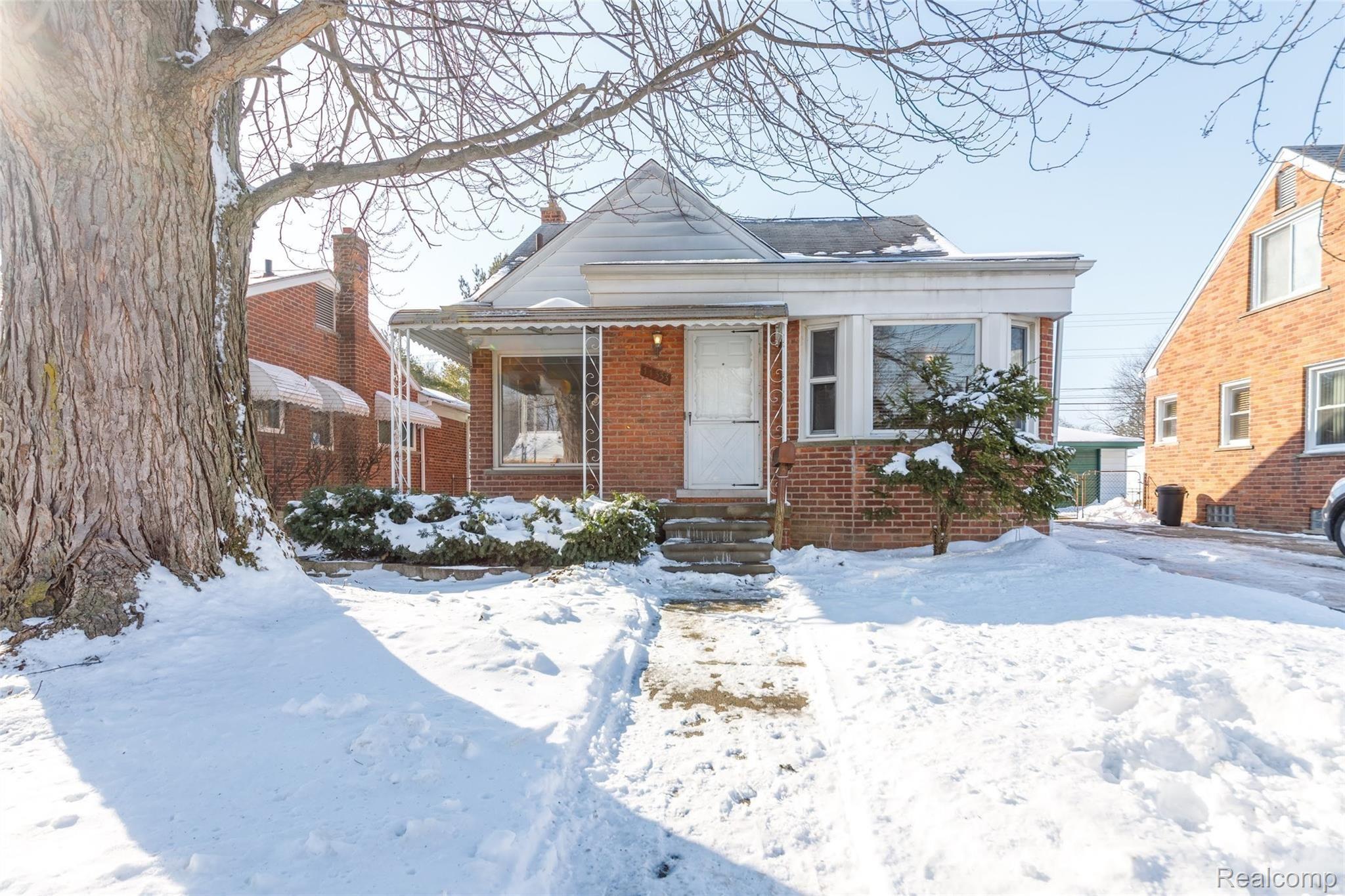 Welcome to 11333 Inkster Road!