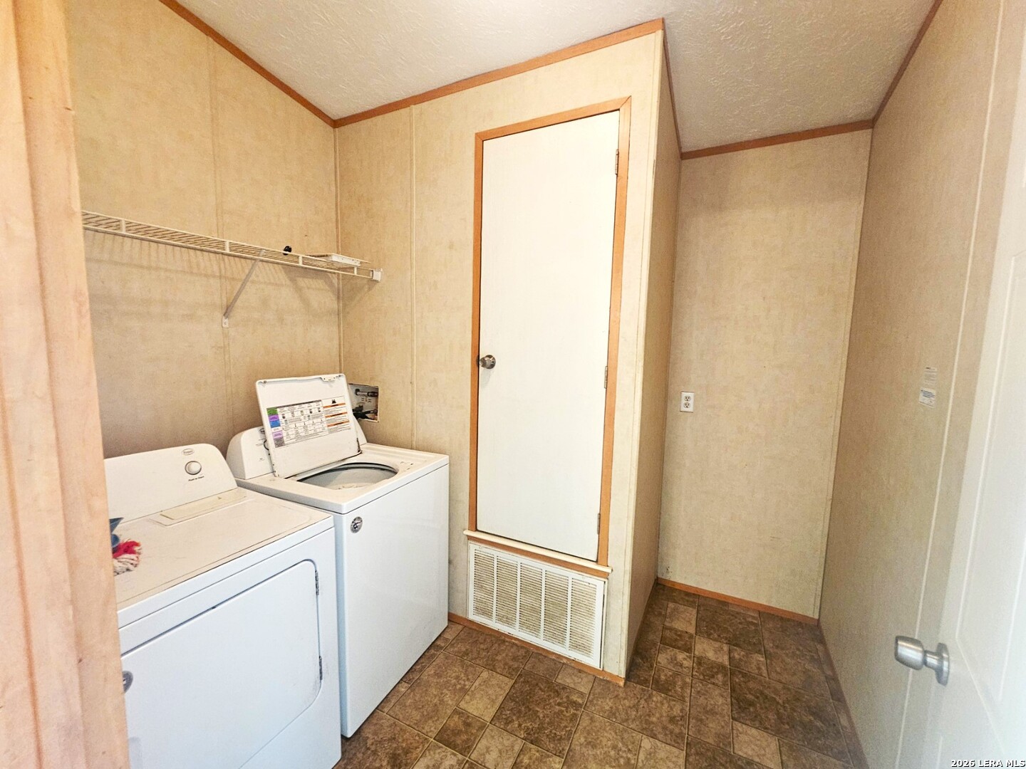 219 Lopez Street Seguin, TX 78155 - Photo 12 of 30