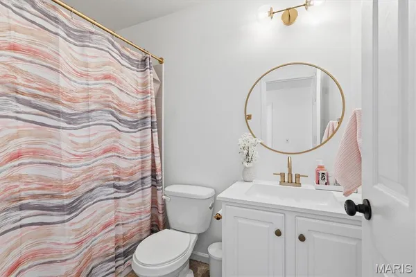 $425,000 | 1911 Providence Estate Drive, Wentzville, MO 63385