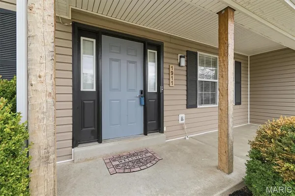 $425,000 | 1911 Providence Estate Drive, Wentzville, MO 63385