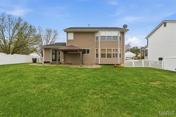 $425,000 | 1911 Providence Estate Drive, Wentzville, MO 63385