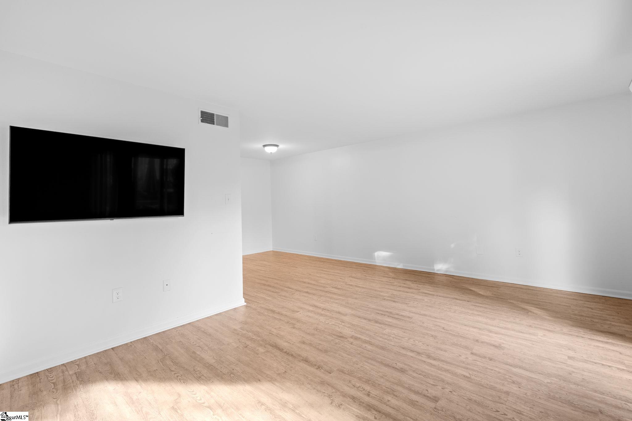 925 Cleveland Street, Unit 91 Greenville, SC 29601 - Photo 13 of 26