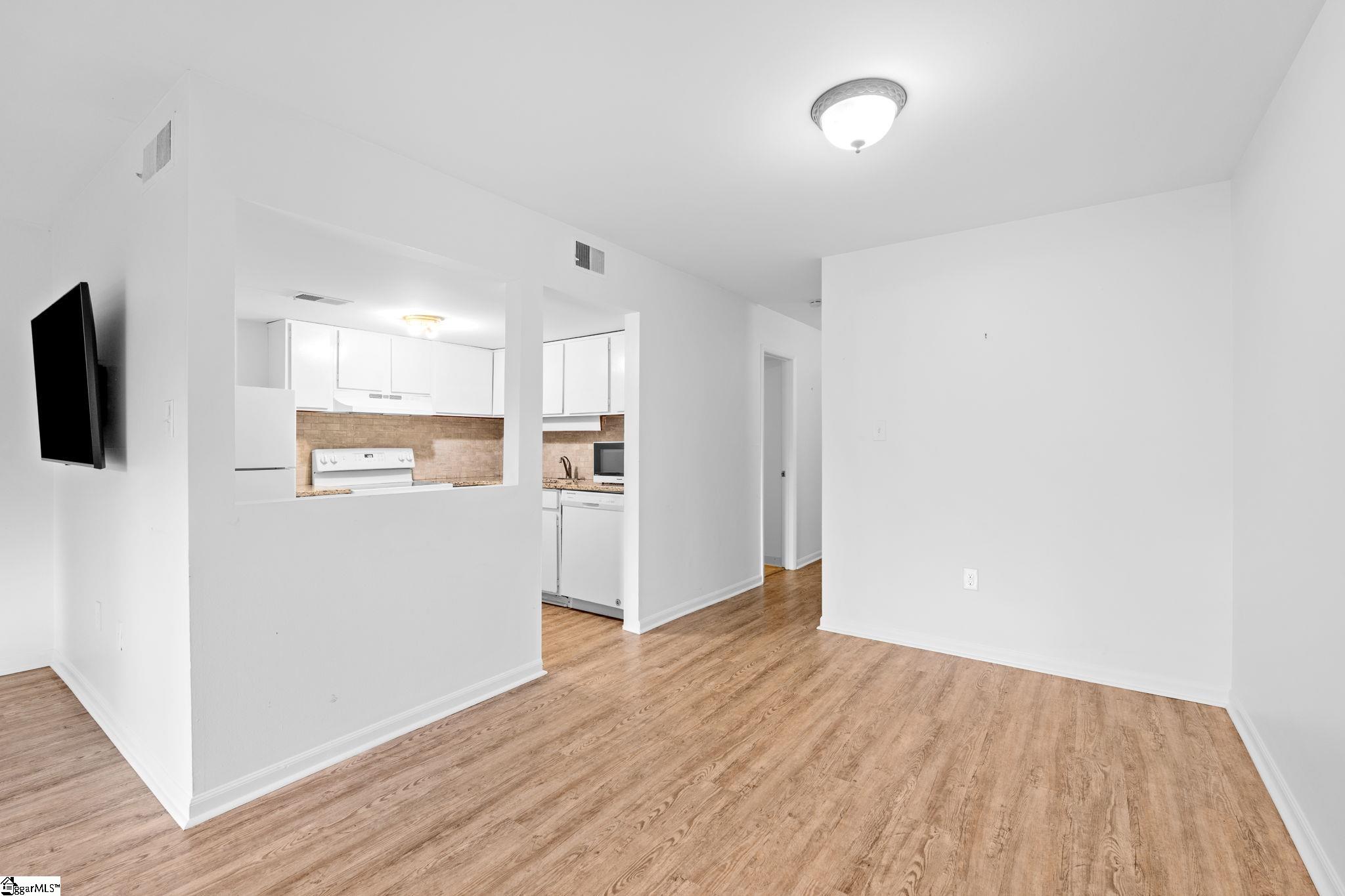 925 Cleveland Street, Unit 91 Greenville, SC 29601 - Photo 16 of 26