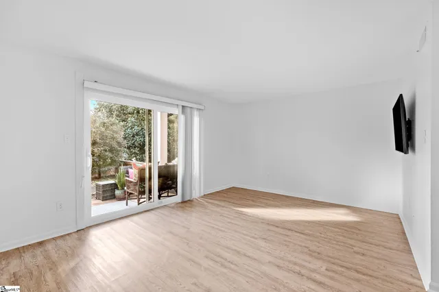 $213,000 | 925 Cleveland Street, Unit 91, Greenville, SC 29601