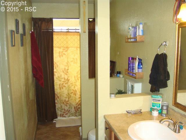 2328 Monterey Road Colorado Springs, CO 80910 - Photo 10 of 20 Upper bath