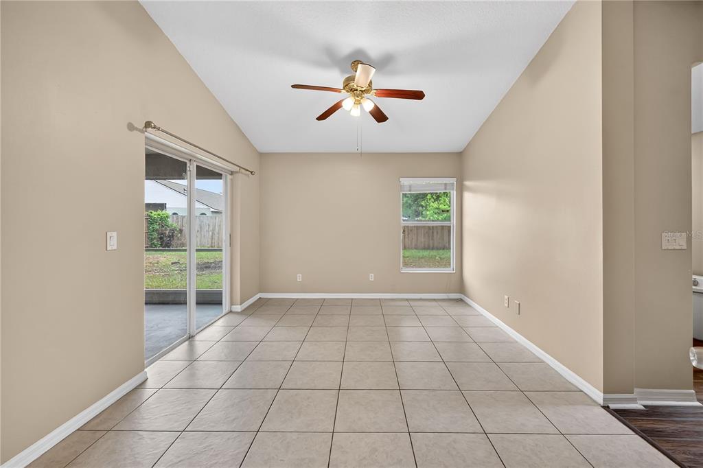 1461 Lake Shore Ranch Drive Seffner, FL 33584 - Photo 14 of 36