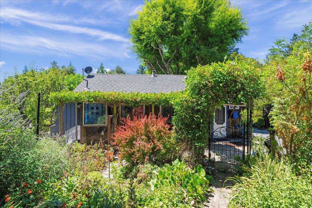 22196 Summit Road Los Gatos, CA 95033 - Photo 32 of 43 Gallery Image 32