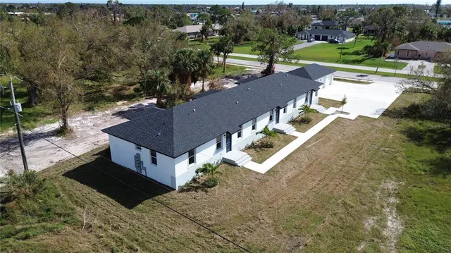$822,400 | 260 Rotonda Blvd Rotonda Boulevard, Rotonda West, FL 33947