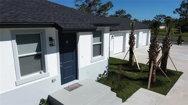 $718,900 | 260 Rotonda Blvd Rotonda Boulevard, Rotonda West, FL 33947