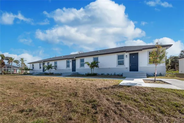 $718,900 | 260 Rotonda Blvd Rotonda Boulevard, Rotonda West, FL 33947