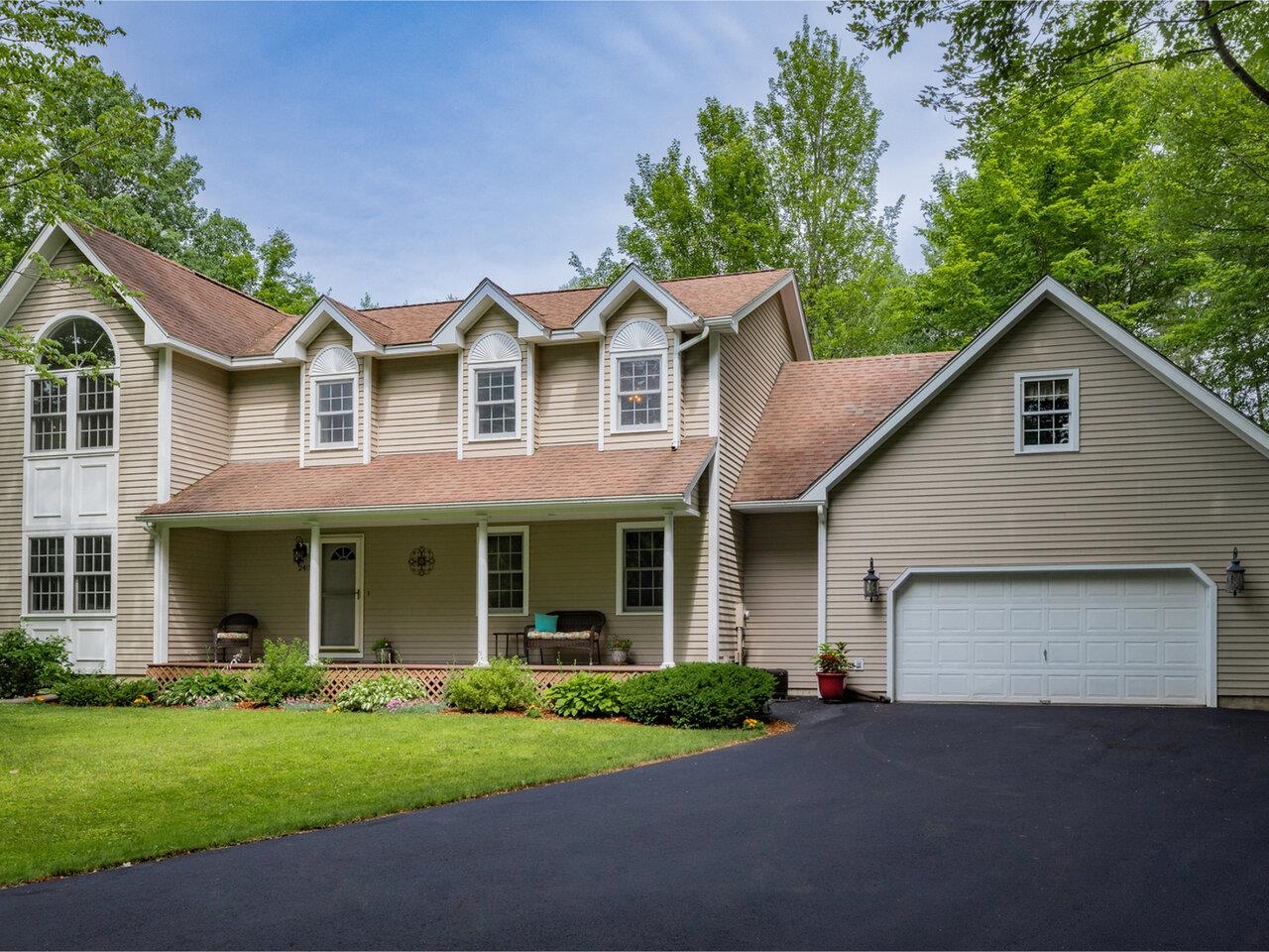 240 Farmstead Drive Shelburne, VT 05482 - Photo 1 of 40 Gallery Image 1