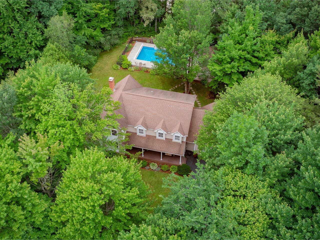240 Farmstead Drive Shelburne, VT 05482 - Photo 33 of 40 Gallery Image 33