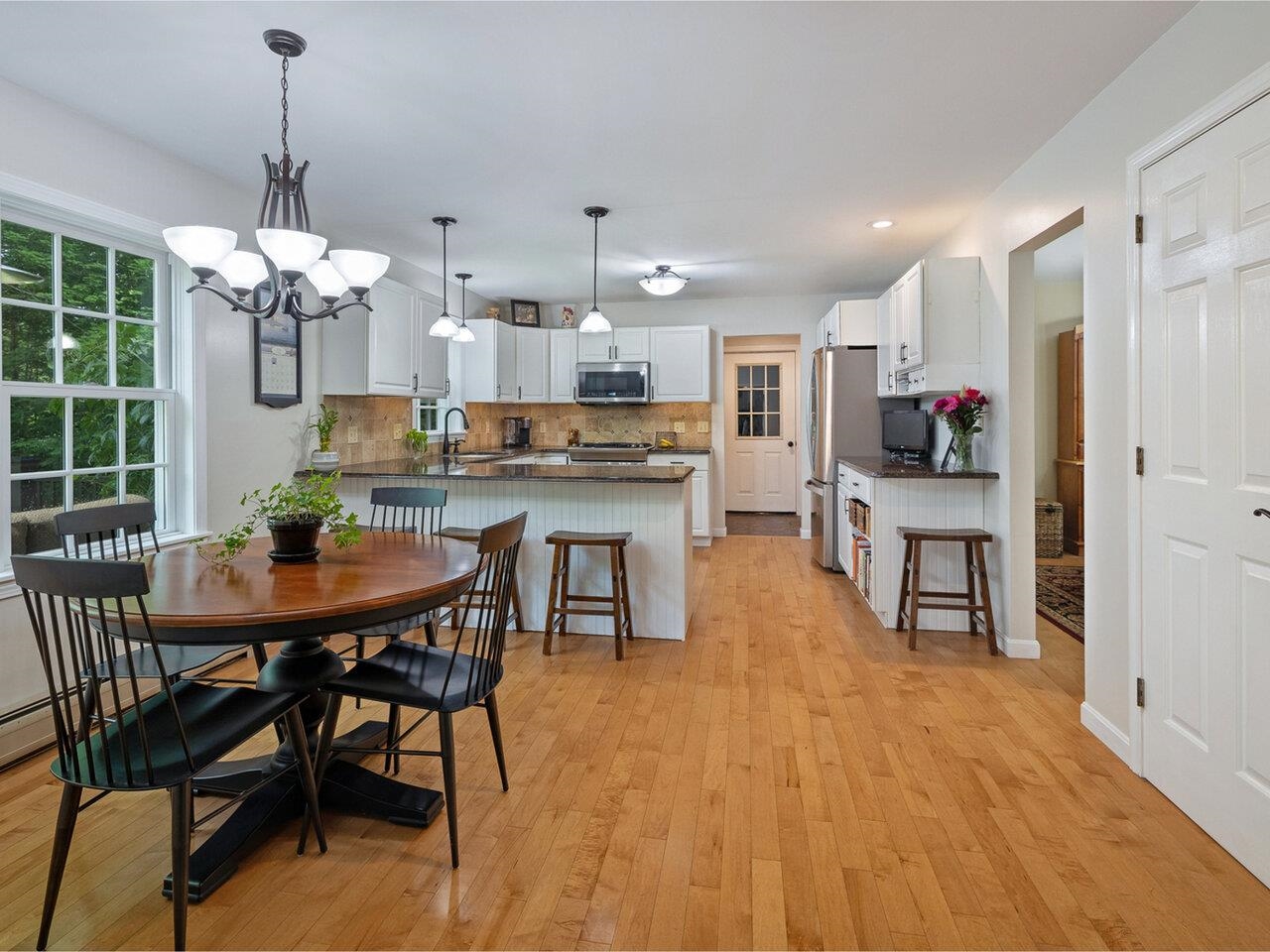240 Farmstead Drive Shelburne, VT 05482 - Photo 39 of 40 Gallery Image 39