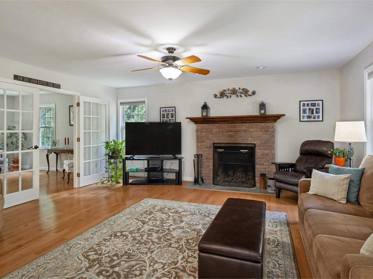240 Farmstead Drive Shelburne, VT 05482 - Photo 7 of 40 Gallery Image 7