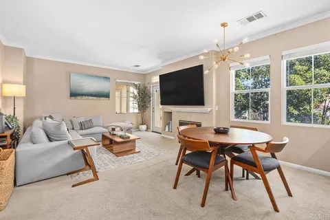 $684,900 | 11192 Catarina Lane, Unit 114, San Diego, CA 92128